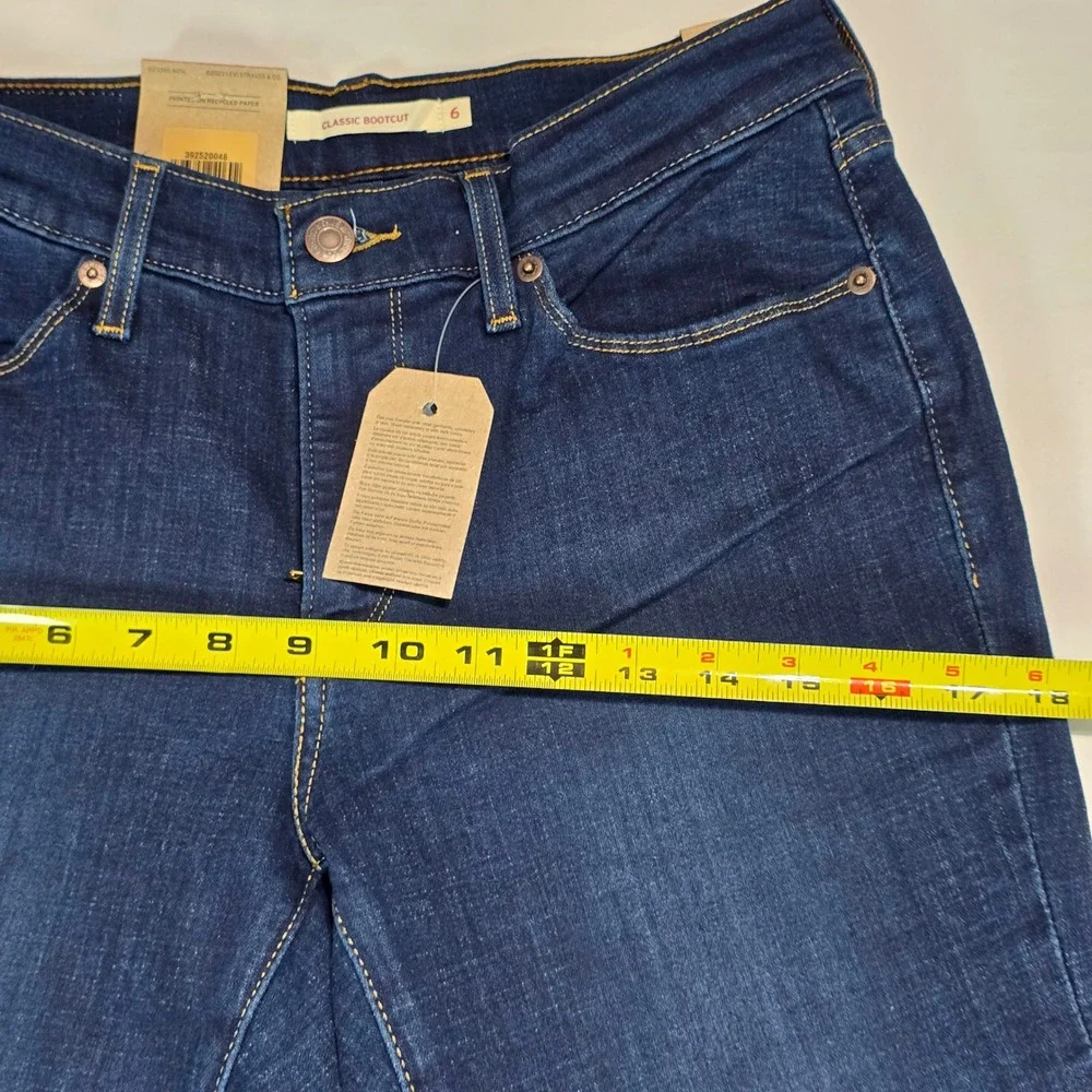 Levis Classic Bootcut Jean Womens 6 Medium W28 L32 Dark Wash Stellar Stretch NEW - Picture 15 of 16